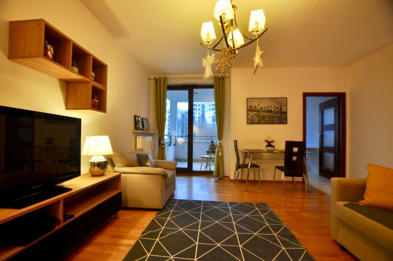 Mlociny Metro Apartment Varşovia Exterior foto